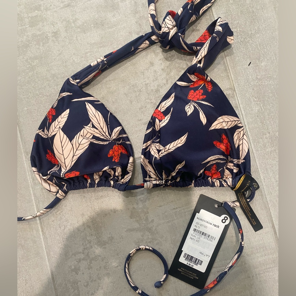VIX NWT swim bikini top